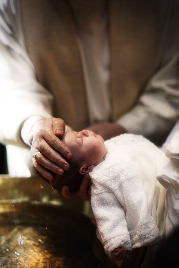 infant-baptism-water-7