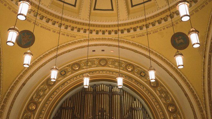 liberti-church-ceiling-lights